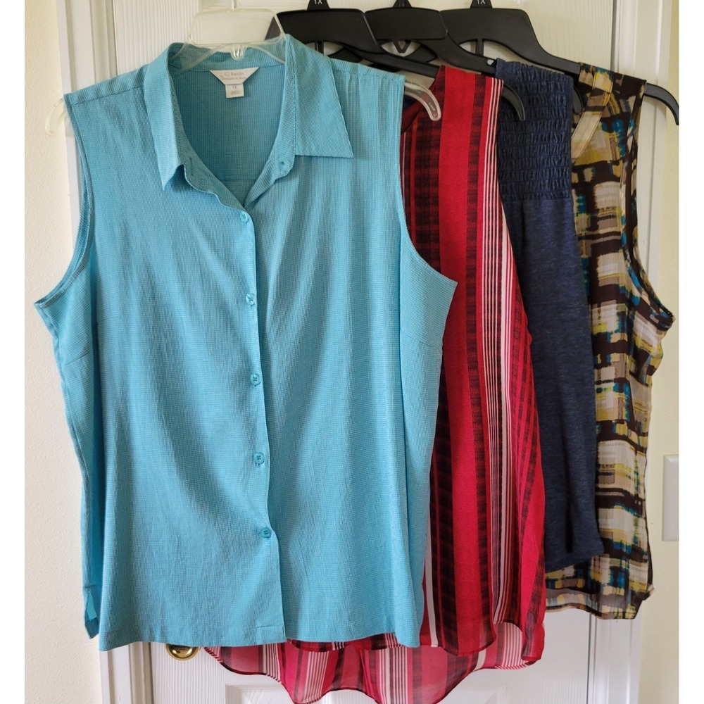 CJ Banks Tops Size 1X Sleeveless Lot Of 4 Button Up ‎ Smocked Layered